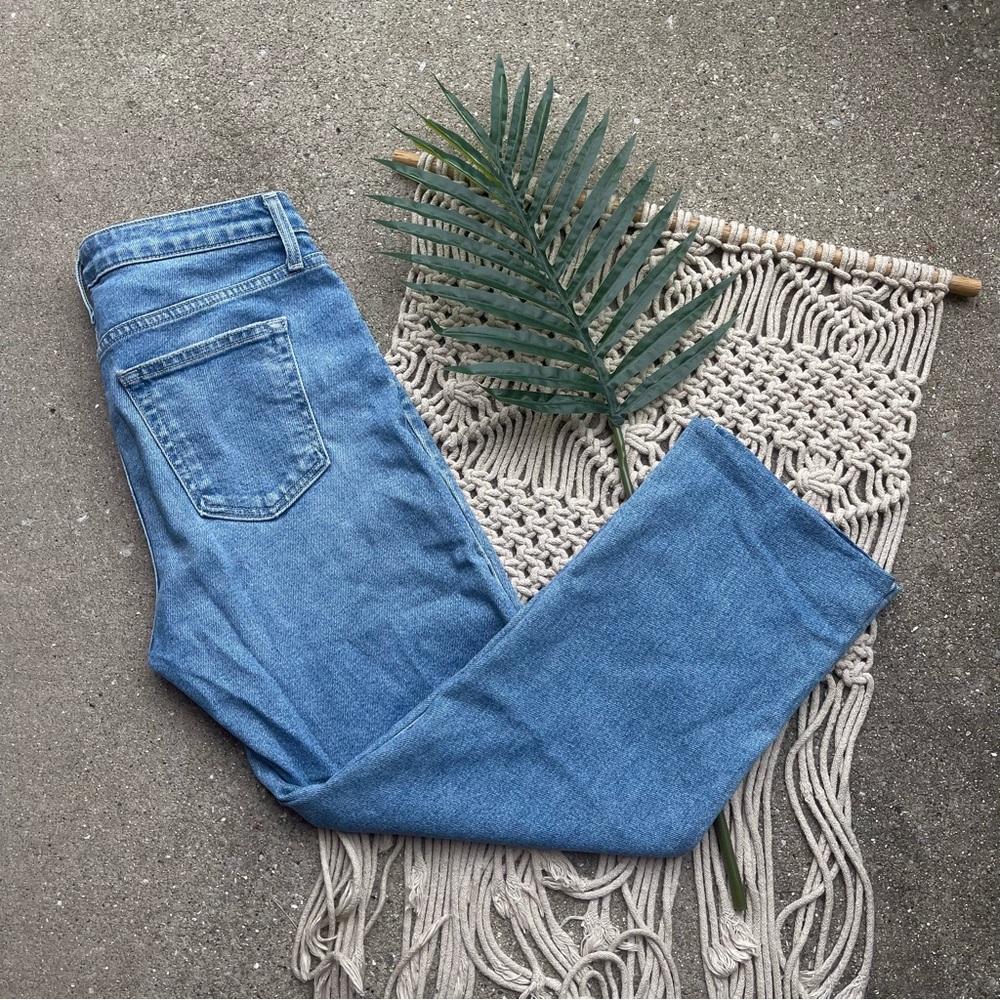 Just Black Denim High Rise Cropped Jeans Size 28